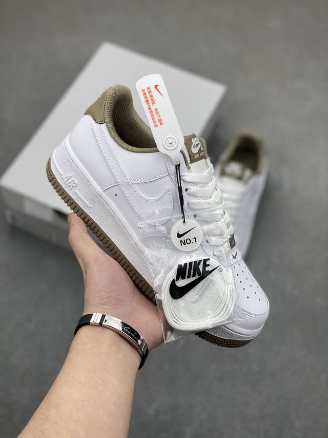 放店140 白卡其 独家实拍 No.1版本 遥遥领先 纯原级别 Nike Air Force 1 Low “白卡其” 货号：DR9867-100 原厂冲刀皮料切