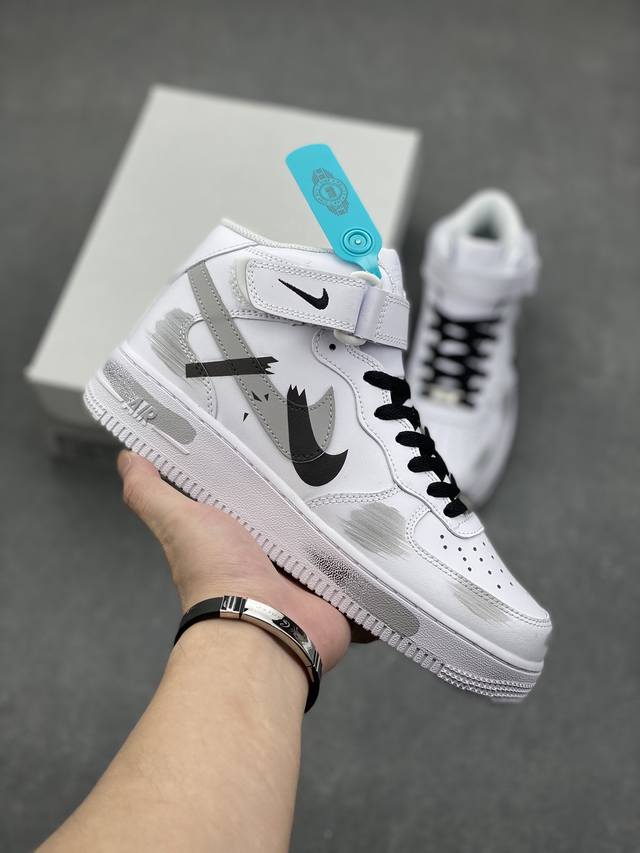 官方爆款定制 二次元主题 Nike Air Force 1 Low’07 白灰黑色 手绘 断裂 三勾阴影 喷绘 空军一号绑带中帮休闲板鞋 定制皮料 原厂3D打印