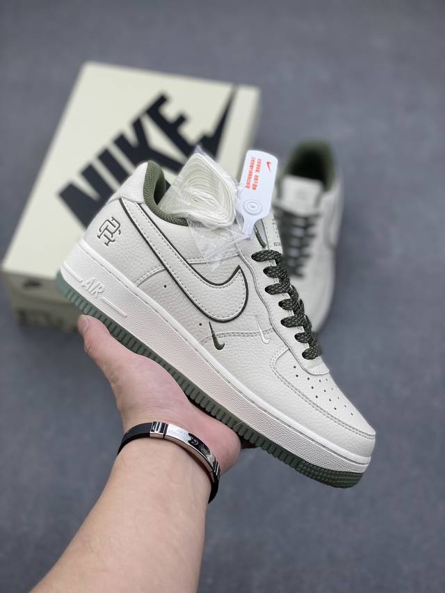 海外限量发售 公司级 卫冕冠军联名款 Reigning Champ x Nike Air Force 1 '07 满天星低帮空军一号休闲板鞋 定制皮料 3M反光