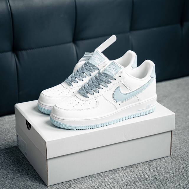 放店190 Air Force 1 Low 原装级别 原楦头原纸板 打造纯正空军版型专注外贸渠道 全掌内置蜂窝气垫 原盒配件 原厂中底钢印、拉帮完美 货号：AQ