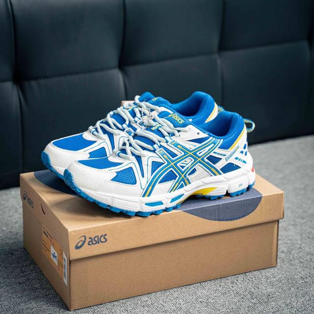 Asics Gel-Kahana 8 亚瑟士经典户外跑鞋如今机能风和户外风吹得正劲 这款Gel-Kahana 8便是主打Urban Outdoor机能越野风格