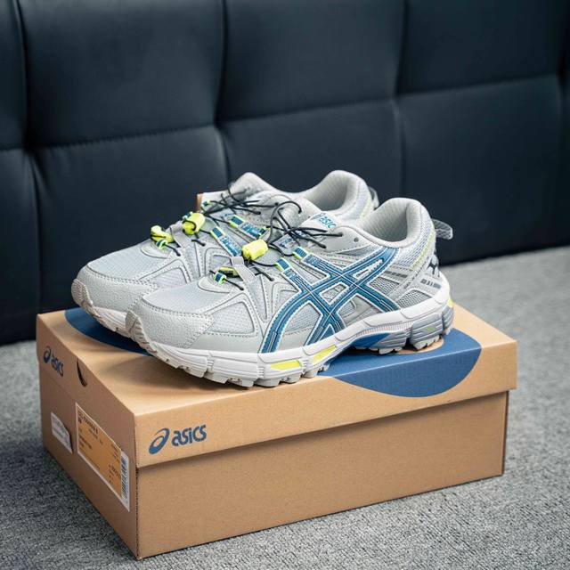 Asics Gel-Kahana 8 亚瑟士经典户外跑鞋如今机能风和户外风吹得正劲 这款Gel-Kahana 8便是主打Urban Outdoor机能越野风格