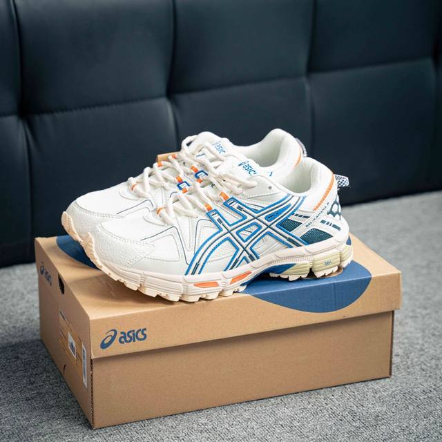 Asics Gel-Kahana 8 亚瑟士经典户外跑鞋如今机能风和户外风吹得正劲 这款Gel-Kahana 8便是主打Urban Outdoor机能越野风格