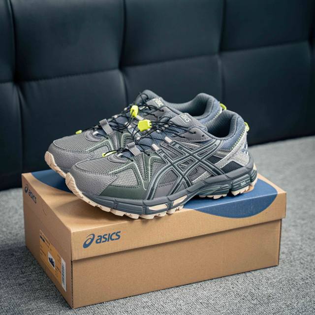 Asics Gel-Kahana 8 亚瑟士经典户外跑鞋如今机能风和户外风吹得正劲 这款Gel-Kahana 8便是主打Urban Outdoor机能越野风格