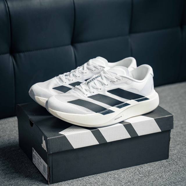 阿迪达斯Adidas Adizero Eva SL M White Black 零度进化版系列低帮轻便透气竞速休闲运动慢跑鞋耐磨减震专业跑步鞋 。冲向目标，一路