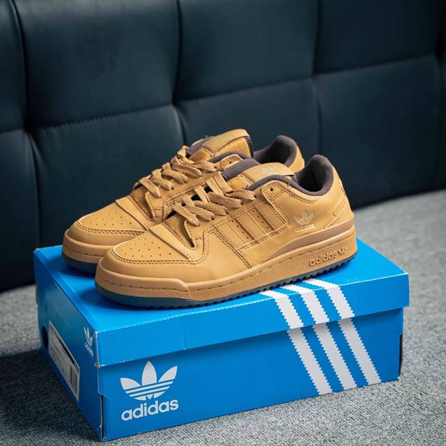 Adidas Forum Low 三叶草低邦经典魔术贴复古板鞋 货号：ID0989 尺码：36 36.5 37 38 38.5 39 40 40.5 41 42