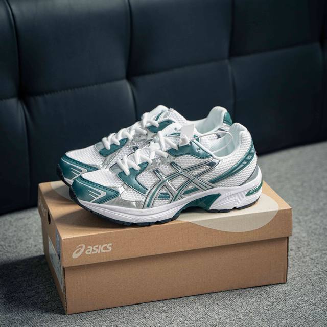 Asics Gel-1 亚瑟士运动休闲透气专业跑鞋 进口针织透气鞋面 轻量舒适透气材质 球鞋性质造型设计简约百搭 极具全方位的包裹性和舒适度 全掌GEL回弹缓震