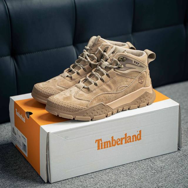 新货Timberland添柏岚 天伯伦户外中帮休闲马丁靴系列 广东大厂品质 原盒原包装 面料采用意大利顶级磨砂细纹牛皮 搭配防臭防腐真皮乳胶鞋垫 给您完美的穿着