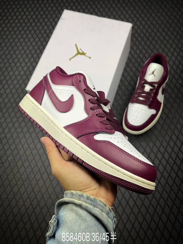 公司级Nike Air Jordan 1 Low AJ1乔1低帮休闲板鞋 同步官方配色 头层皮打造 正确满胶鞋垫 四线拉帮 原厂织唛标 鞋舌高弹海绵填充 官方货