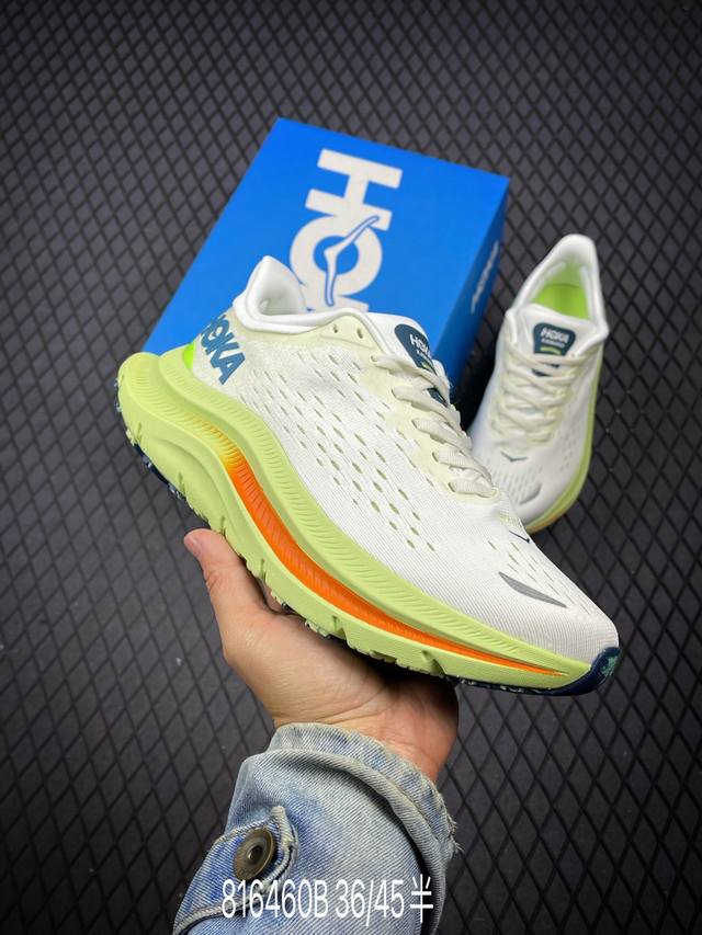 公司级HOKA ONE ONE Clifton 克里夫顿9代专业性能减震公路跑步鞋 作为克利夫顿系列中的新款 克利夫顿 9提供比其前身更柔软的运动体验 基于使