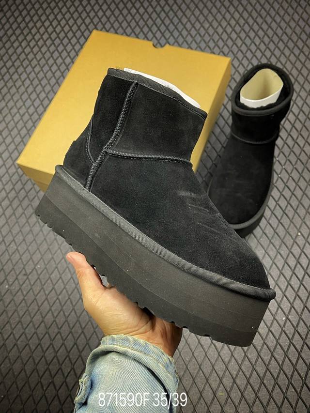 F全网最齐 ugg 90个配色 市面顶级版本 UGG 厚底中筒5cm 小红书爆款 广州外贸大厂生产 鞋头到鞋垫真羊皮毛一体 独立外盒包装 芯片 带防水工艺 区别