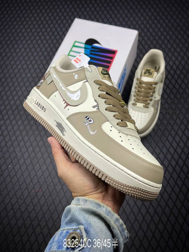 Nk Air Force 1'07 Low x Labubu 拉布布 空军一号低帮休闲运动板鞋 DB3301-331 #拉布布是一个充满魅力的小精灵。它有着色彩