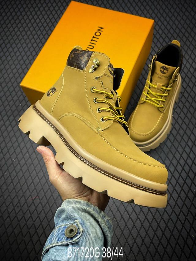 新货Lv x Timberland Lv联名添柏岚大黄靴 顶奢流量品牌与时代经典的结合之作 巴黎时装首秀 #代购专供品质 高弹Modern 外置防滑橡塑发泡超轻