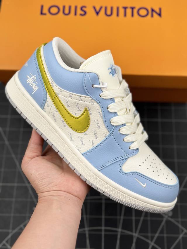 Air Jordan 1 Low AJ1 乔1 斯图西联名-蓝金 高端定制 低帮篮球鞋 #定制鞋盒 大厂纯原品质出货 超高清洁度 皮料切割干净无任何毛边 细节完