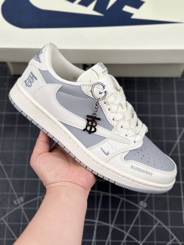 Travis Scott x Fragment Design x Air Jordan 1 Low OG SP AJ1 乔1 巴宝莉联名-米灰小双勾 低帮文化休