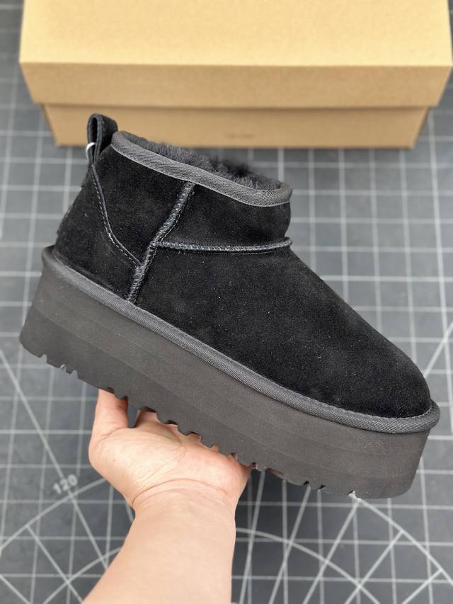 全网最齐 ugg 90个配色 市面顶级版本 UGG 厚底短筒5cm 小红书爆款 广州外贸大厂生产 鞋头到鞋垫真羊皮毛一体 独立外盒包装 芯片 带防水工艺 区别市