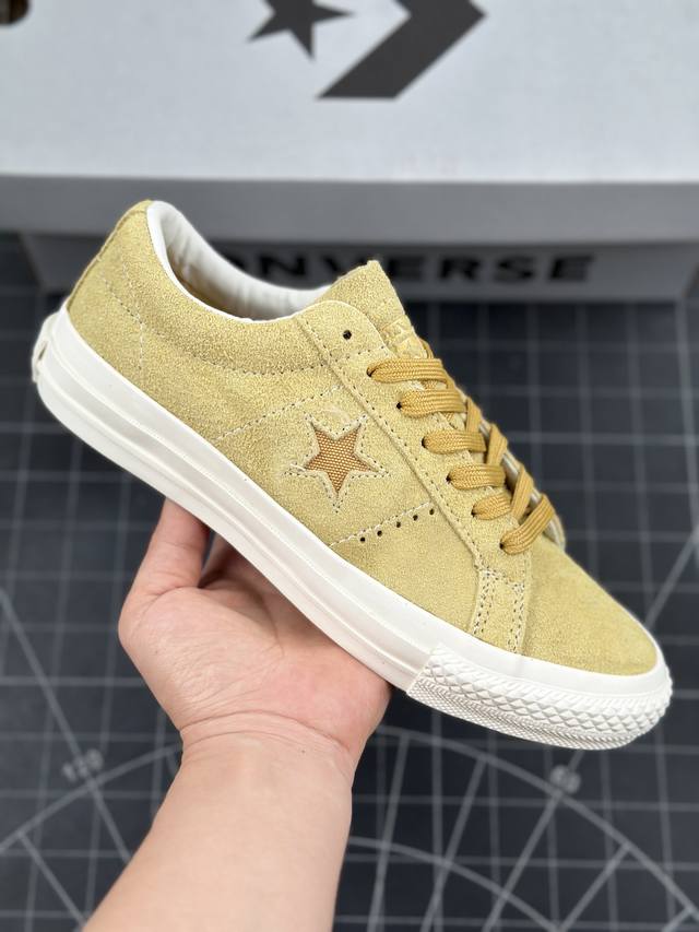 Converse One Star 土黄色一星 匡威复古土黄色翻毛皮低帮休闲板鞋 #鞋面采用翻毛皮材质 自然优雅 搭配标志性的One Star Logo 凸显充