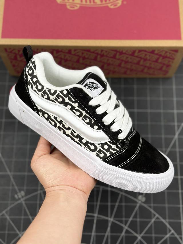 万斯Vans Knu Skool Vr3 面包鞋 范斯官方 fog三方联名款 Vans超火的土豆鞋，复古经典，鞋头放大、包边上移加厚、鞋舌加厚。Vans Cla