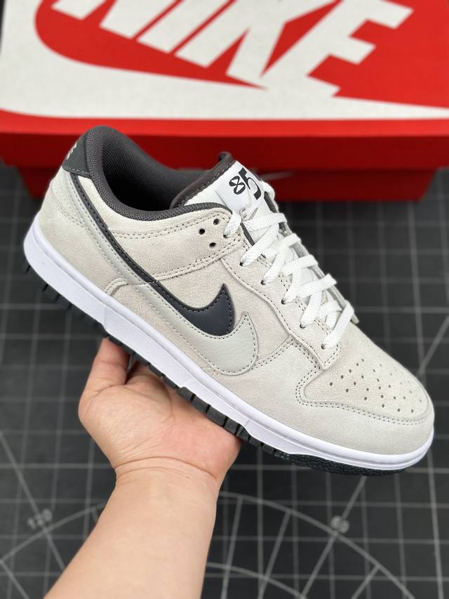 公司级Nk Dunk Low 85双勾系列 SB低帮运动休闲板鞋 多方联名合作融合了Travis Scott 独特的音乐风格，藤原浩个性的设计风格以及Jorda