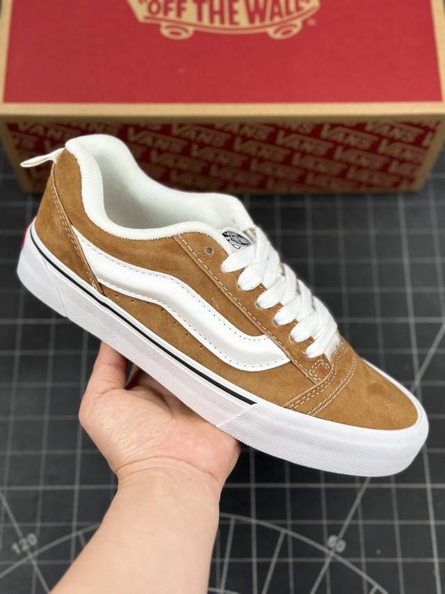 全新 胖版 登场！范斯Vans Vault Knu-Skool VR3 LX Brown White 坎普尔 茱利安系列低帮复古硫化休闲运动板鞋“麂皮棕白肥胖版