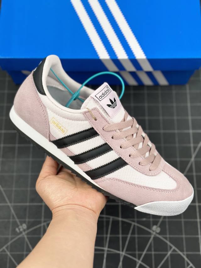 Adidas Original R71 阿迪达斯 R71 低帮 浅粉黑色 男女同款 经典复古薄底运动鞋 T头鞋 三叶草复古休闲跑步鞋休闲运动鞋 这款经典运动鞋携