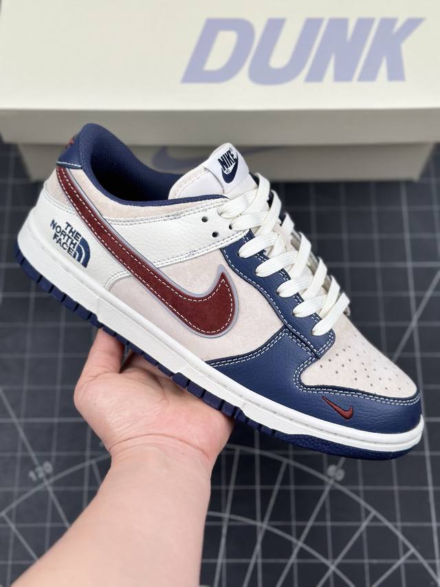 Nk SB Dunk Low 北面联名-灰猪八藏蓝酒红勾 周年高端定制 低帮休闲板鞋 #定制鞋盒 大厂纯原品质出货 超高清洁度 皮料切割干净无任何毛边 细节完美