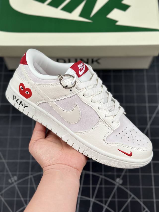 Nk SB Dunk Low 川久保玲联名-猪八米白勾 周年高端定制 低帮休闲板鞋 #定制鞋盒 大厂纯原品质出货 超高清洁度 皮料切割干净无任何毛边 细节完美