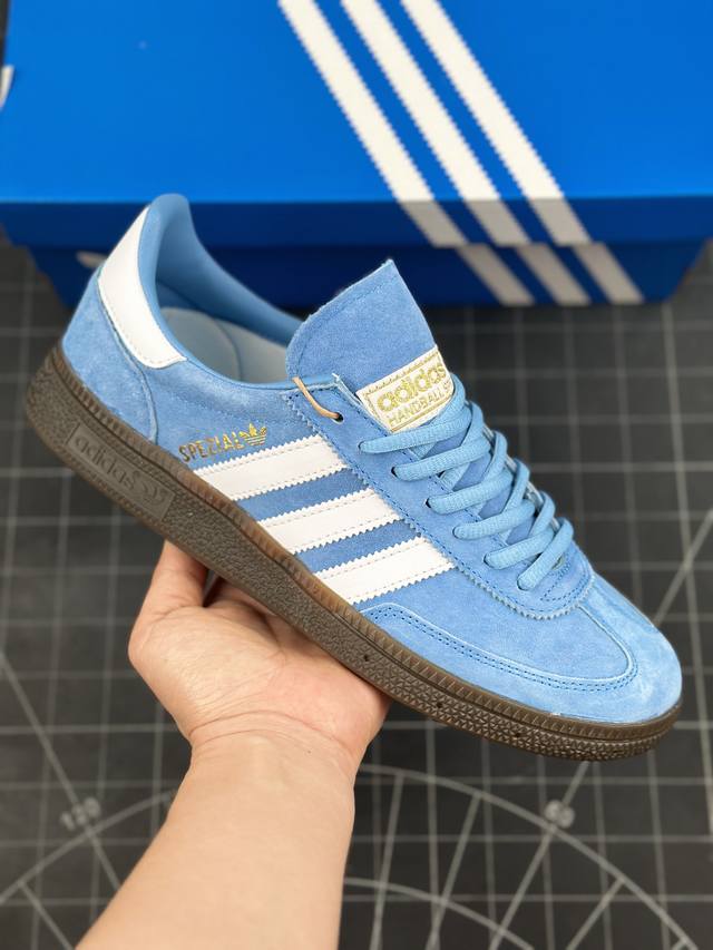 阿迪达斯 Adidas Handball Spezial 三叶草手球特别版圣帕特里克节联名款 芯片版 全鞋采用yezzy500一样的皮料 进口长绒皮，特殊工艺技