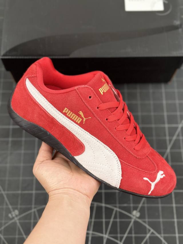 彪马 Puma Speedcat Og+ Sparco 红金标 防滑耐磨 休闲运动鞋 支持侧踏时的踏步工作 即使在健身房等使用环境中也能确保透气性 像吸盘一样的