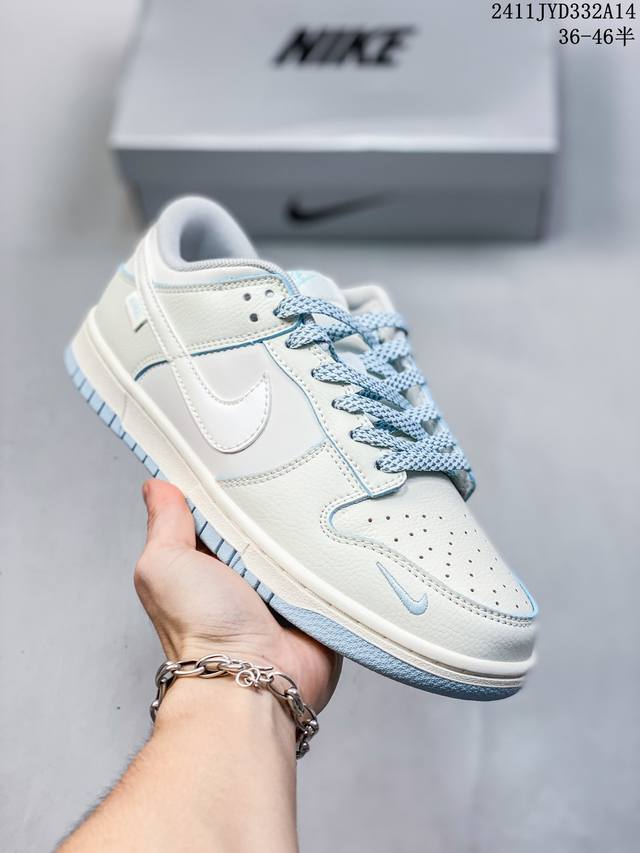 真标带半码耐克nike Sb Zoom Dunk Low 板鞋 系列经典百搭休闲运动板鞋 鞋舌的填充，使舒适性大大提升，同时也更方便穿脱中底部分则加入了脚感柔软