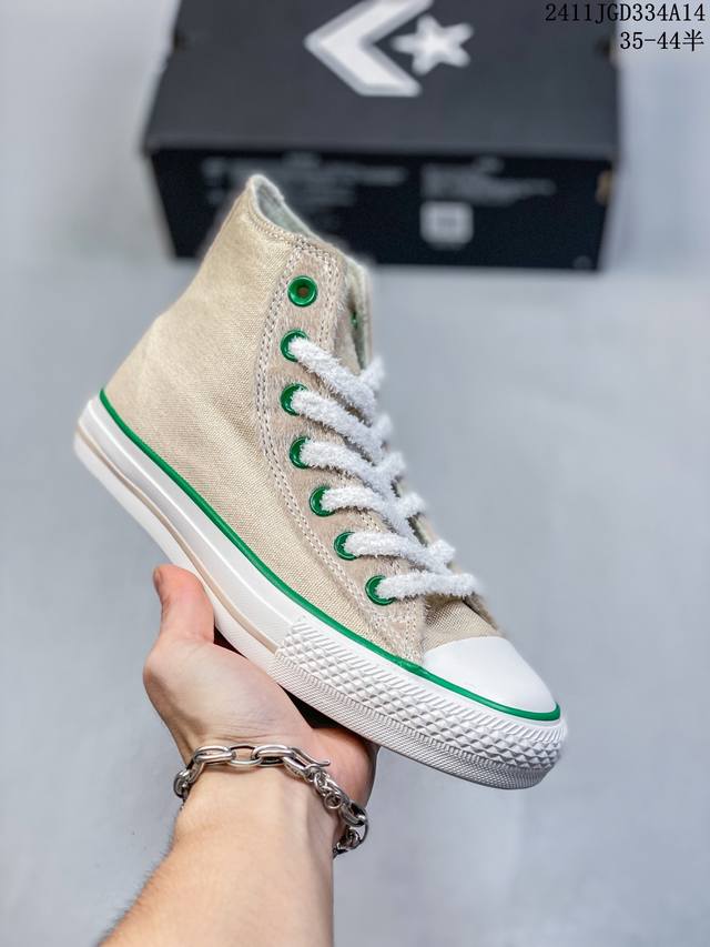 Converse秋冬季加绒新款来了！匡威“动物园”开张了！经典的chuck 70 和 All Star鞋型，内里加绒，再搭配萌宠造型: 乖巧兔子＆萌萌羊驼&俏皮