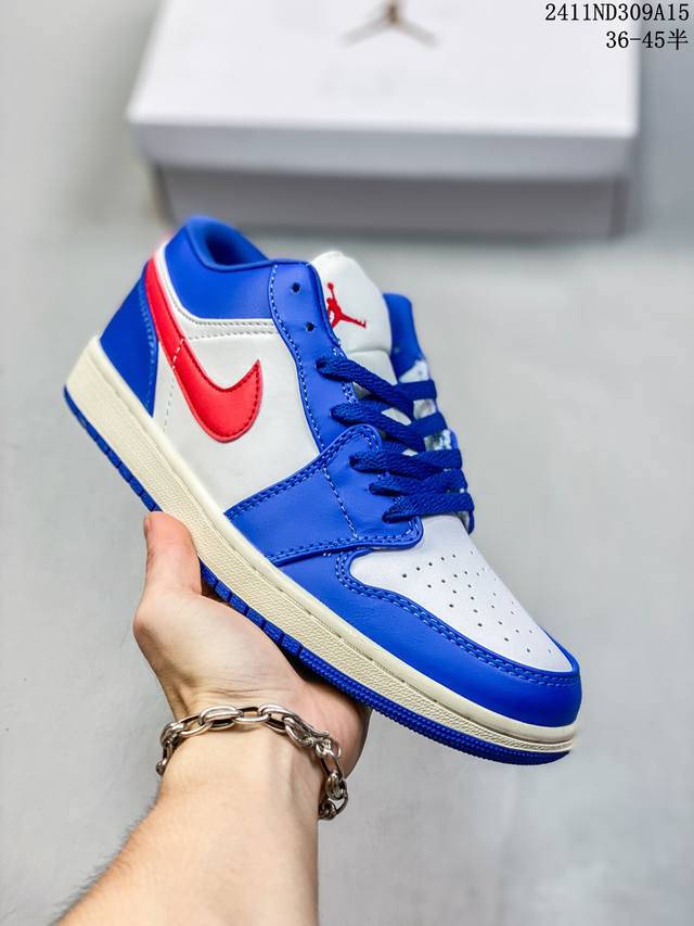 Jordan 乔丹 原比值一致厚实压手感这双aj也太小清新了，耐克nike Wmns Air Jordan 1 Low University Blue Aj1乔