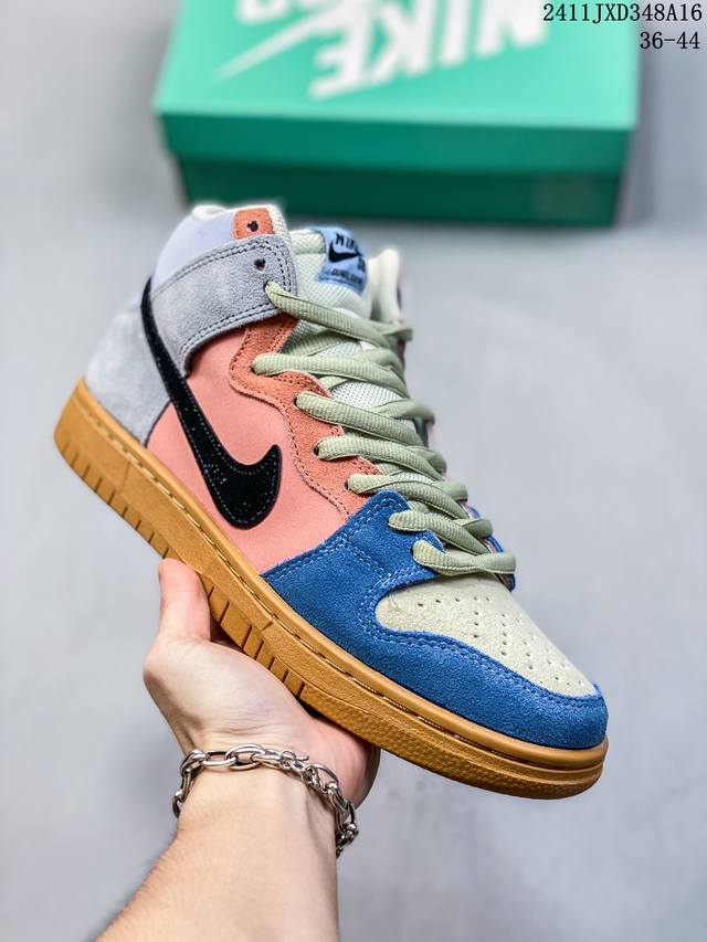 真标带半码耐克nike Sb Zoom Dunk Low 板鞋 系列经典百搭休闲运动板鞋 鞋舌的填充，使舒适性大大提升，同时也更方便穿脱中底部分则加入了脚感柔软