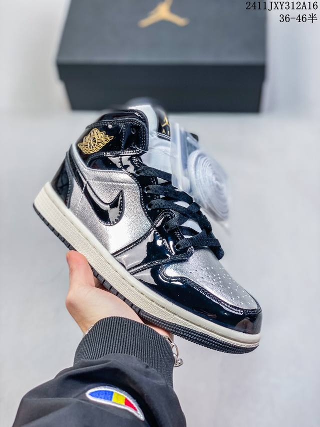 头层公司级真标带半码！ 耐克nike Air Jordan 1 Mid“ Aj1 乔1代 乔丹一代中邦系列经典复古文化休闲运动篮球鞋采用头层皮与牛剖革鞋面材质#