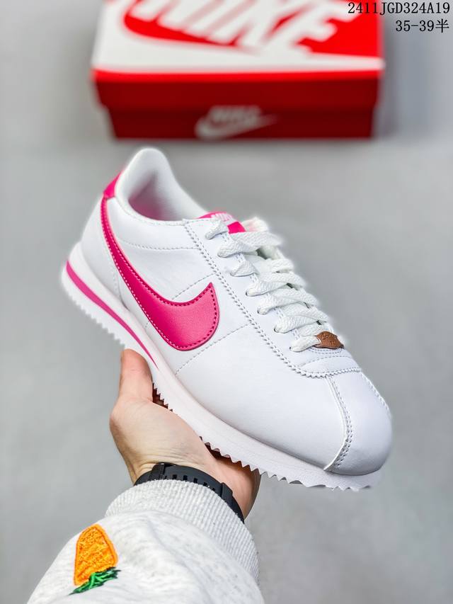 公司级nike Classic Cortez 耐克经典轻便舒适男子阿甘鞋休闲跑步鞋运动鞋 纯粹而执着的精神 使得cortez种在了一代人的心里 无论是否喜欢它复