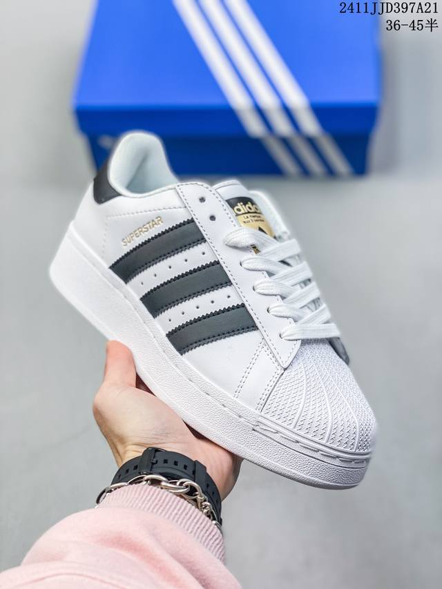 Adidas 阿迪达斯 贝壳头厚底松糕系列 男女鞋半码制，原楦开发版型，采用硬质粒面牛剖革鞋面材质，内嵌eva环保鞋垫，外置耐磨防滑鞋底组合扇贝防踢头盖片以现代