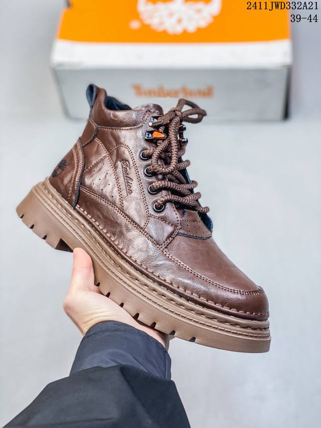 Timberland添柏岚 天伯伦 户外中帮休闲马丁靴系列 货号: 尺码：39-44 编码：11Jwd332A21