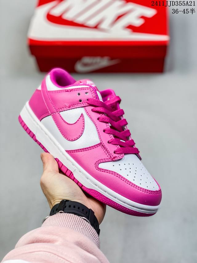 真标带半码耐克nike Sb Zoom Dunk Low 板鞋 系列经典百搭休闲运动板鞋 鞋舌的填充，使舒适性大大提升，同时也更方便穿脱中底部分则加入了脚感柔软