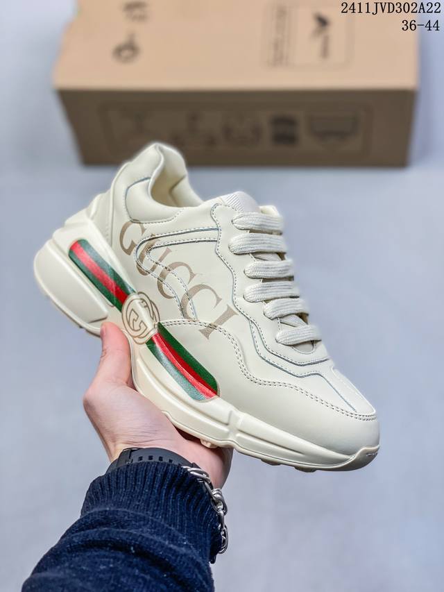 公司级gucci Rhyton Vintage Trainer Sneaker 古驰老爹鞋 5D皮革角状复古慢跑鞋 #全套专柜包装物及配件 右脚鞋舌和外盒标嵌入