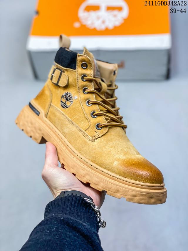 顶级timberland 天伯伦经典款大黄靴 纯原代工厂版本 胎牛皮防水 原厂宝元出品 独立紫光防伪 电脑车线 四线并齐 完全还原正品工艺 所有细节 包装 配件