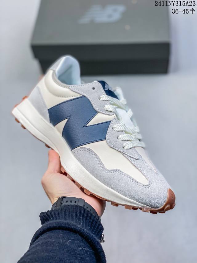 New Balance 327系列复古休闲运动慢跑鞋 原鞋打版 细节完美 采用尼龙及猪巴革麂皮物料拼接构成 中底高弹pu材质及满丁防滑橡胶外底 11Ny315A