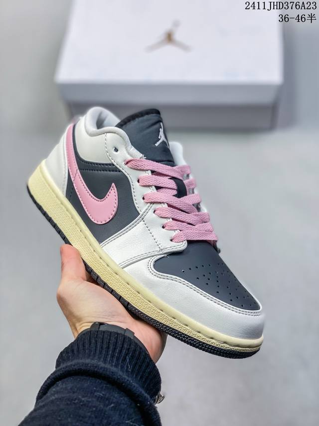 耐克nike Air Jordan 1 Low”Chicago“Aj1乔丹一代低帮经典复古文化休闲运动篮球鞋采用软质牛培皮革鞋面材质#中底注胶孔内置真sole气