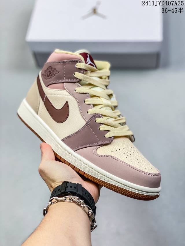 Jordan Air Jordan 1 Mid Se Neutral 潮流 中帮 复古篮球鞋 红豆奶茶鸳鸯 合集 尺码:36-46 带半码 11Jyd407A2