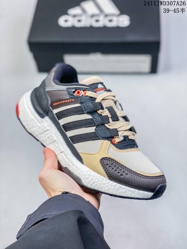 真爆 Adidas阿迪达斯官方equipment+男女士运动休闲舒适全掌boost跑步鞋。Adidas Equipment 简称eqt，精英装备。是adidas