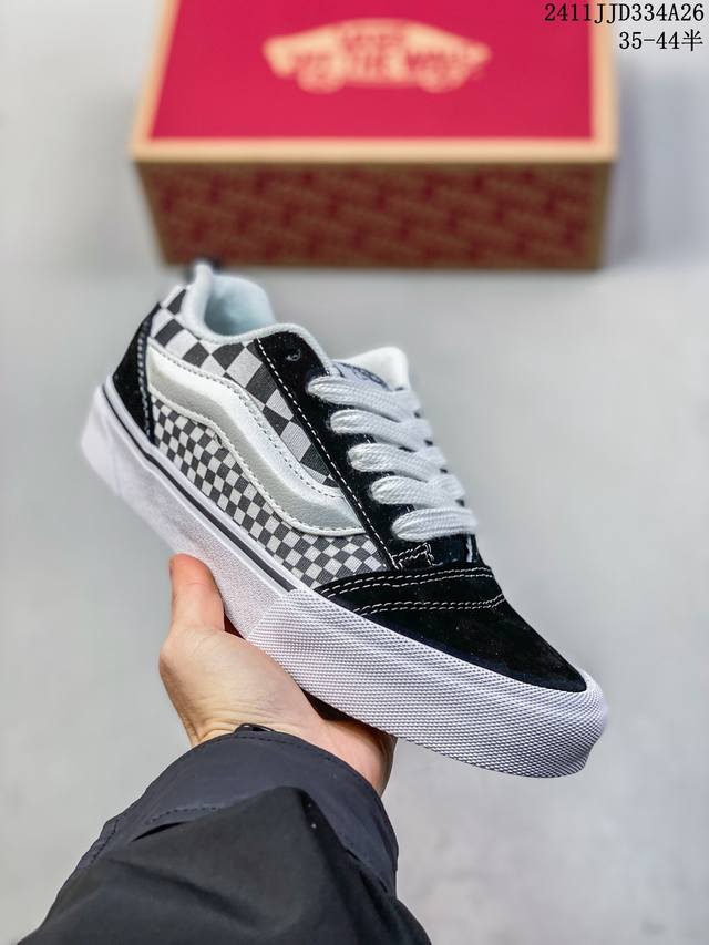 Vans Chukka Push 防滑耐磨 低帮 板鞋 男女同款 黑米黑经典款 尺码：35 36 36.5 37 38 38.5 39 40 40.5 41 4