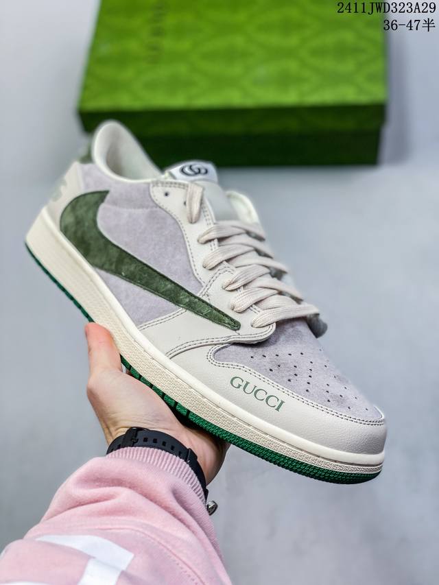 海外爆款限量发售！公司级 Nike Sb Dunk Low“古驰联名 米黄黑提花勾” 周年高端定制 低帮休闲板鞋 定制鞋盒 大厂纯原品质出货 超高清洁度 皮料切