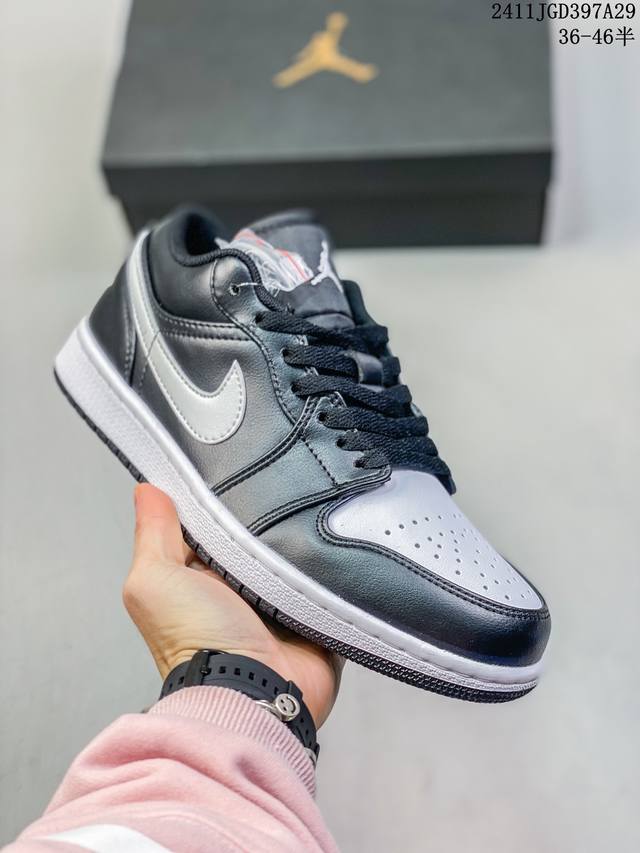 真标耐克nike Air Jordan 1 Low Aj1 乔丹一代 低帮经典复古文化休闲运动篮球鞋 货号: 553558-043 尺码:36 36.5 37.