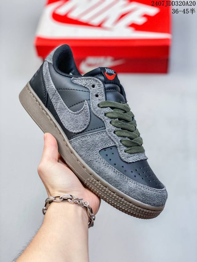 耐克 Nike Terminator Low 耐克终结者系列低帮滑板鞋 黄蓝密歇根 舒适 百搭 防滑耐磨复古板鞋。忠于原版，延续经典。采用耐穿舒适的利落皮革，助