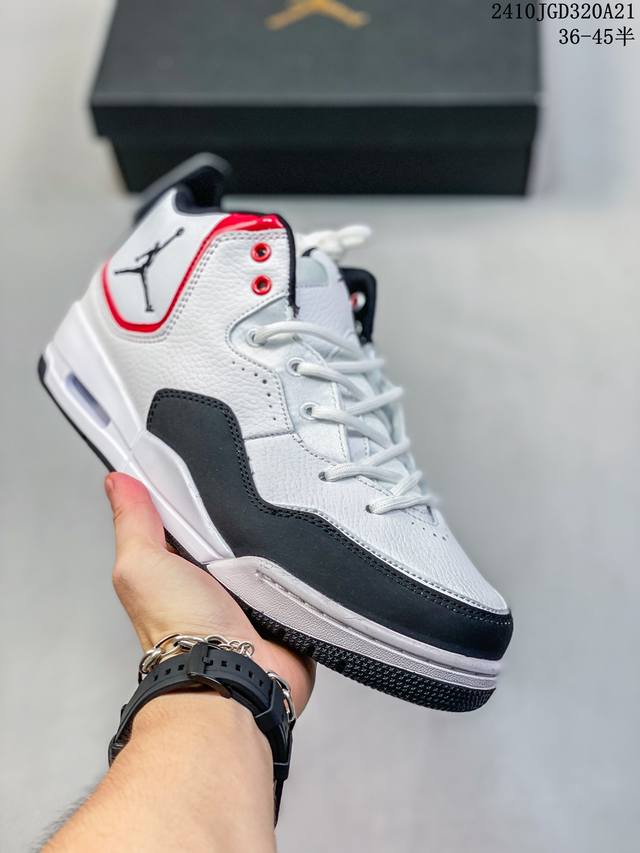 Air Jordan Courtside 23 黑白紫 Aj23 乔丹23代 Aj23 乔23 黑紫 小藤原浩 乔丹篮球鞋系列 整体采用黑白主色，搭配水晶大底，