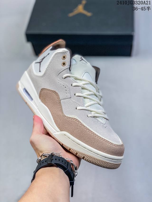 Air Jordan Courtside 23 黑白紫 Aj23 乔丹23代 Aj23 乔23 黑紫 小藤原浩 乔丹篮球鞋系列 整体采用黑白主色，搭配水晶大底，